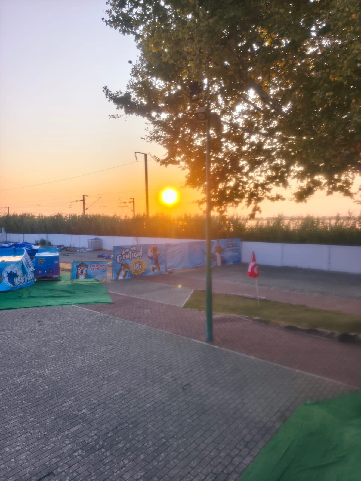 Pôr do sol na Ottieland